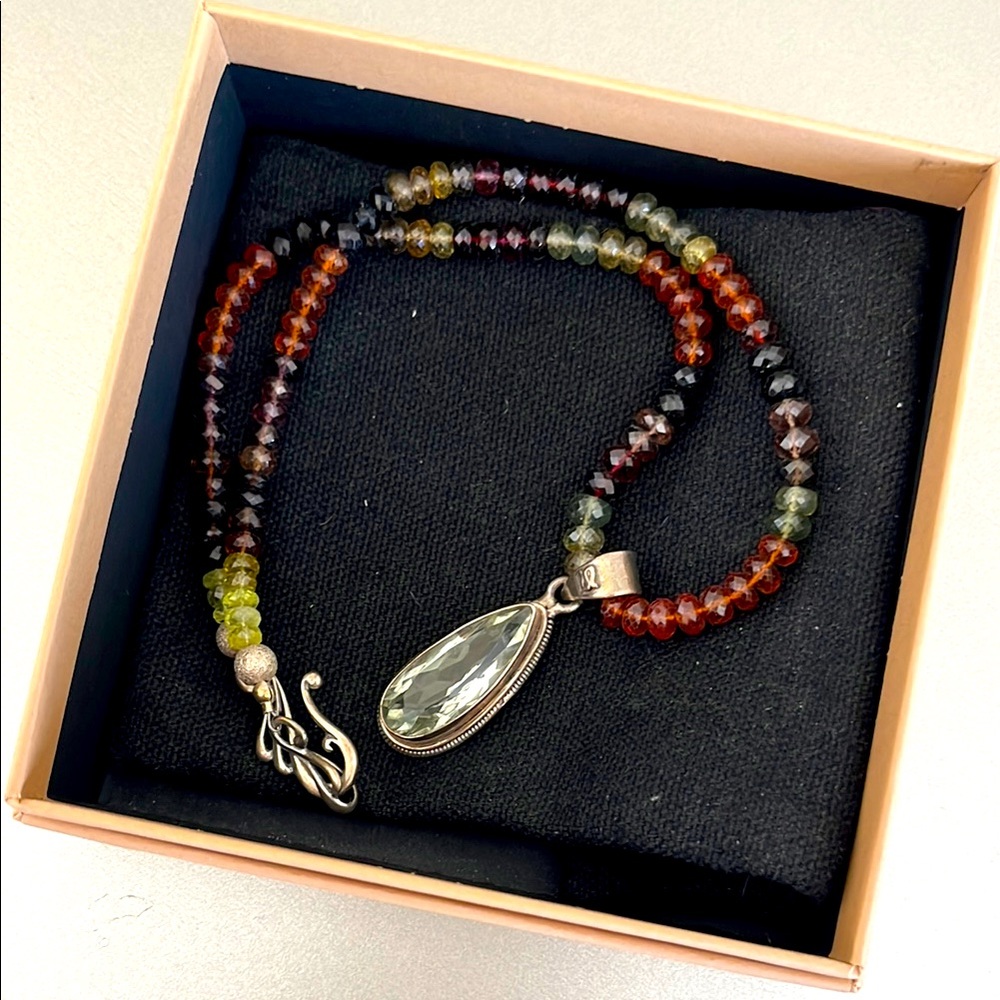 Multicolor Pendant Necklace / Green Amethyst